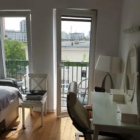 Apartment Rondo Wiatraczna 10 Min To City Center 7 Min To River