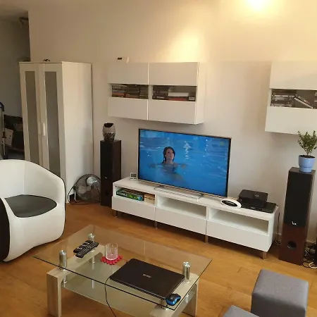 Rondo Wiatraczna 10 Min To City Center 7 Min To River Apartment Warsaw