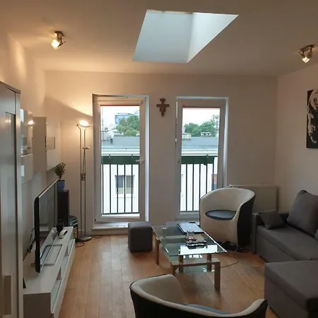 Rondo Wiatraczna 10 Min To City Center 7 Min To River *