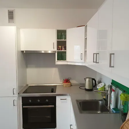 Rondo Wiatraczna 10 Min To City Center 7 Min To River Apartment *